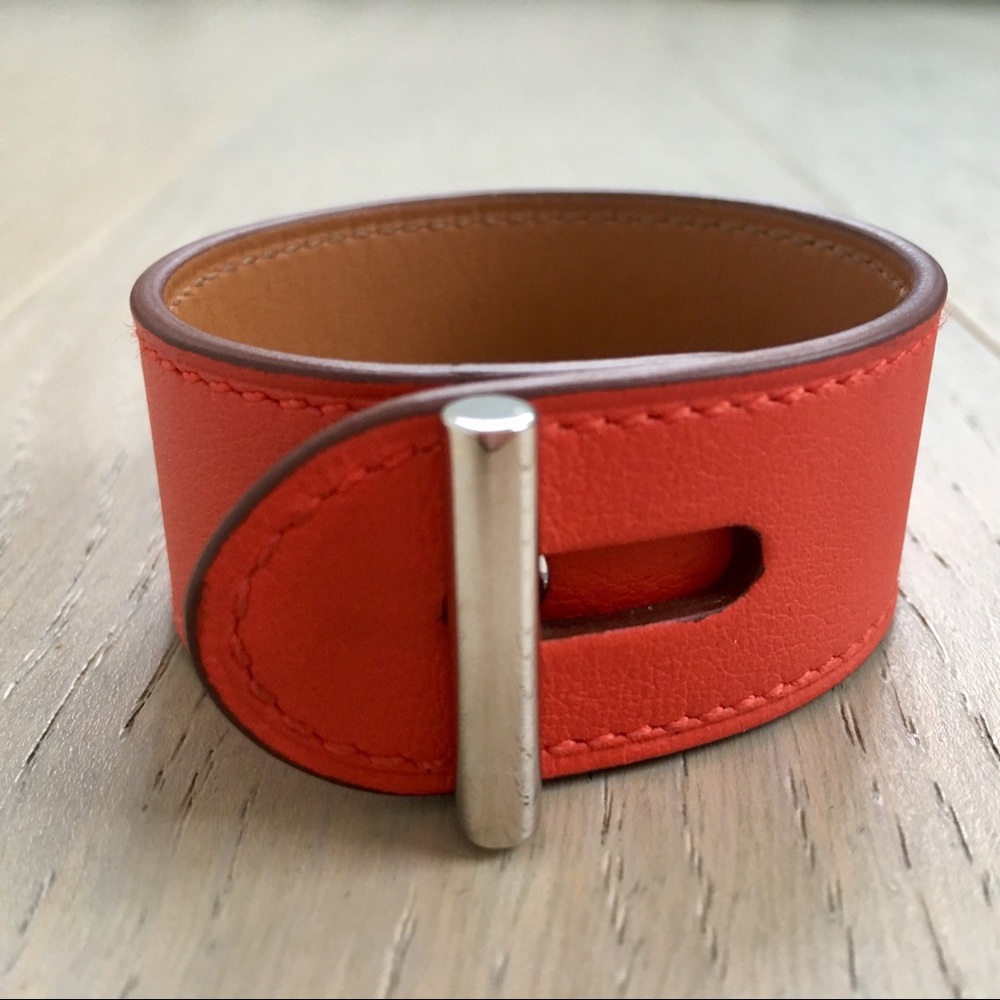 Hermes Capucine Hydra Swift Leather Bracelet - XS - Picture 2 of 8